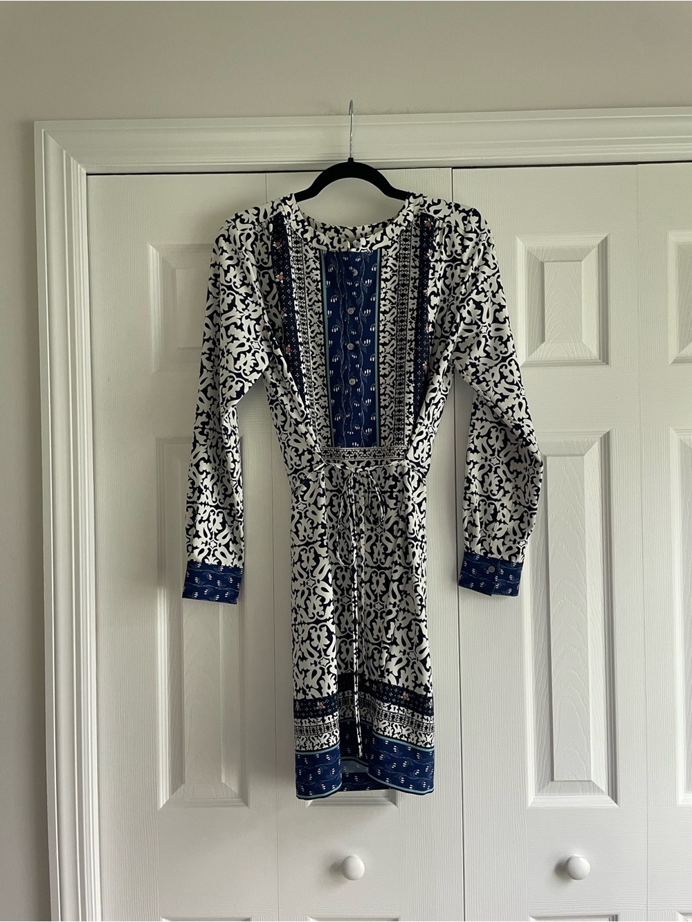 LOFT White and Navy Long Sleeve Printed Dress